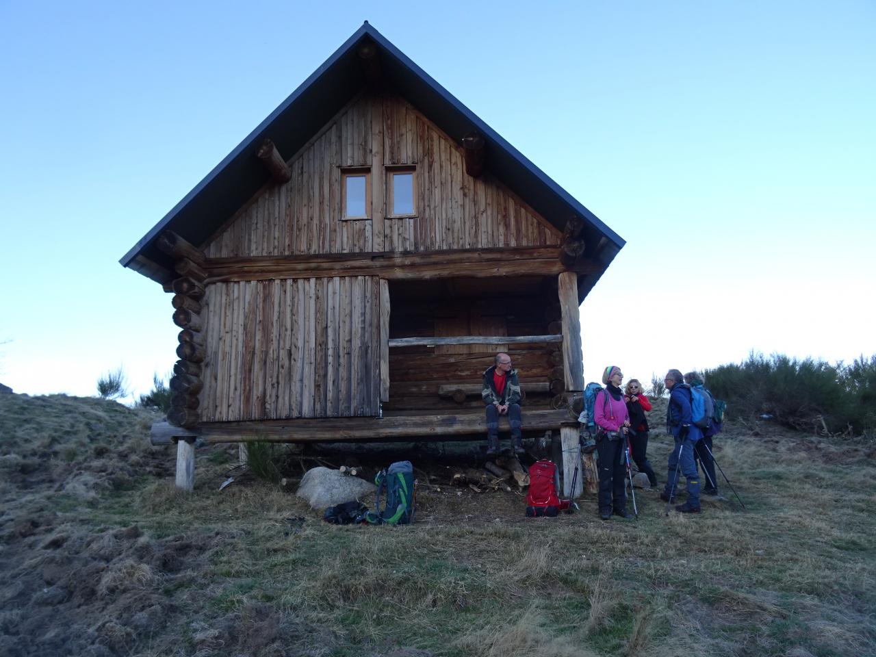 Au retour Cabane de Gireys (1460m)